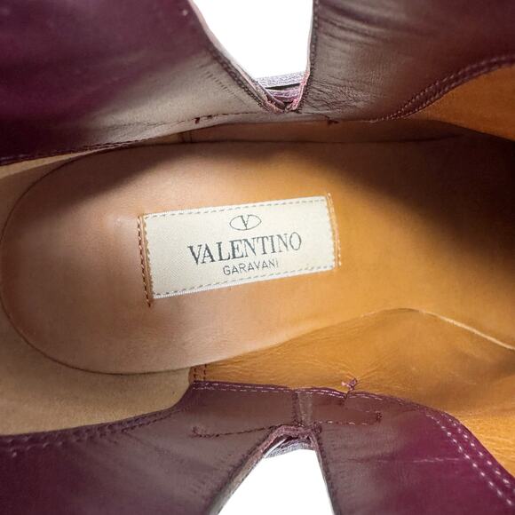 Valentino Garavani Rockstud Burgundy Leather Ankle Boots 37.5 Pointed Toe Heels - Picture 4 of 6